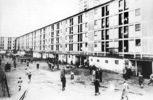 Photo de la cour du camp de Drancy — Le camp de Drancy, en région parisienne