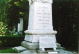 Le Monument aux morts de Bourg-d'Oisans (Photos Elisabeth Natanson)